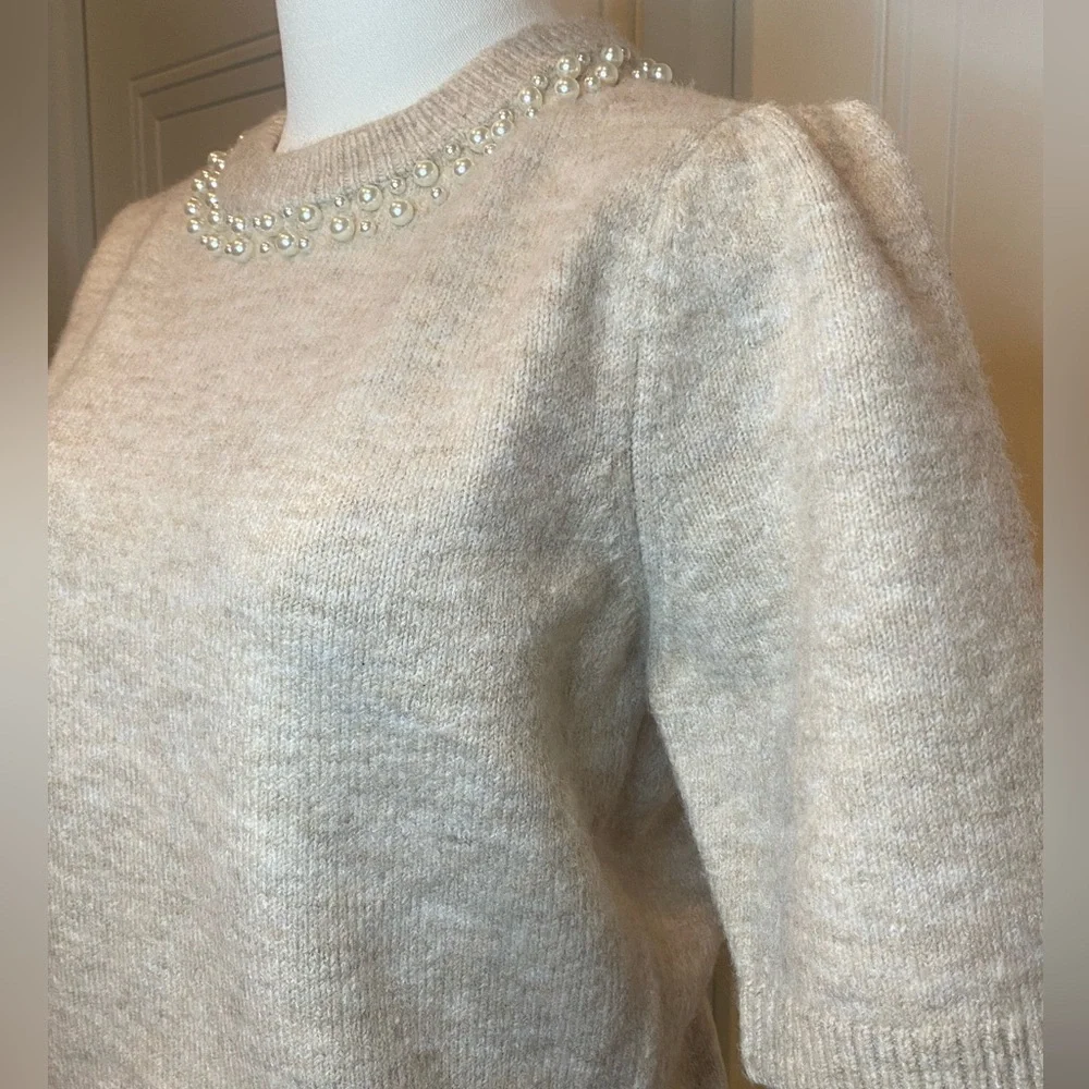 Joie Puff Short Sleeve Beige Spring Sweater with Pearl Detail Small NWT Soft - Picture 3 of 10